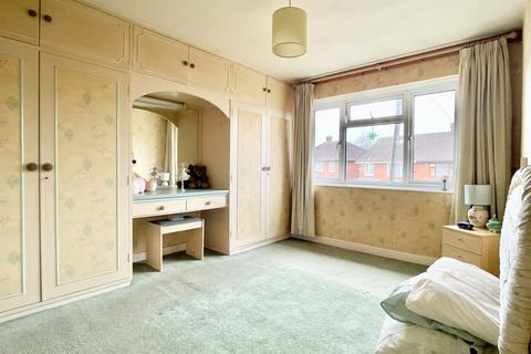 12 Meadow Way, Dartford, DA2 6AB