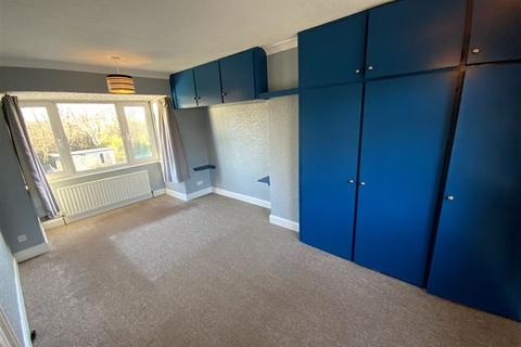 80 Larch Hill, Sheffield, S9 4AJ