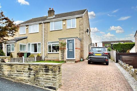 3 bedroom semi-detached house for sale, Fernlea, Rothwell, Leeds, West Yorkshire