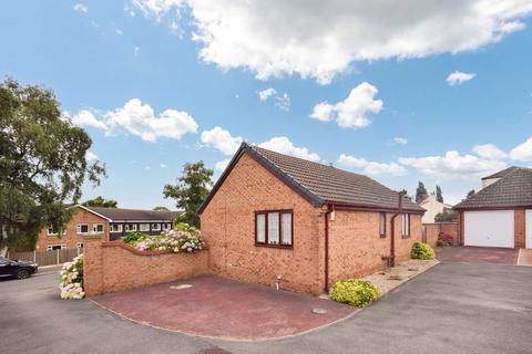 2 bedroom bungalow for sale, Springfield Grange, Wakefield, West Yorkshire