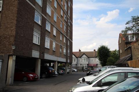 2 bedroom flat for sale, B Valebrook Appt