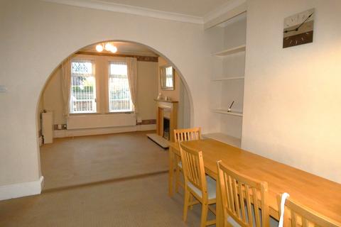 2 bedroom terraced house to rent, Chesterfield Road South, Mansfield,