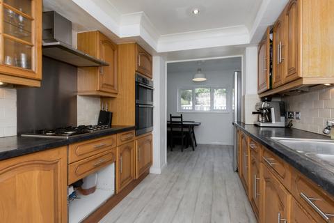 131 Longmead Drive, Sidcup, DA14 4NY