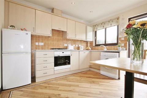 26 Antonine Gate, Allandale, Bonnybridge, FK4 2HS