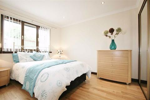 26 Antonine Gate, Allandale, Bonnybridge, FK4 2HS