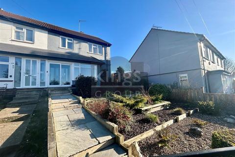 30 Boardman Avenue, London, E4 7QD