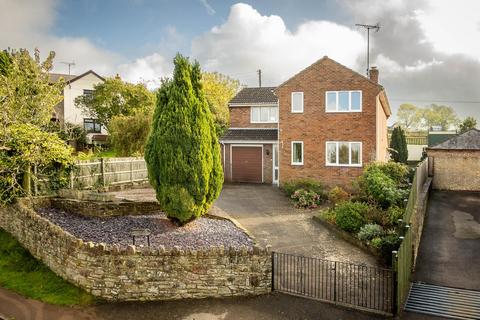 3 bedroom detached house for sale, Stag Hill, Yorkley GL15