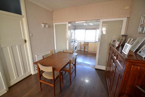 92 Eastfield Road, Waltham Cross, EN8 7EX