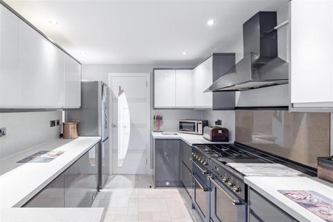 2 Viewforth Drive, Laurieston, Falkirk, FK2 9NZ
