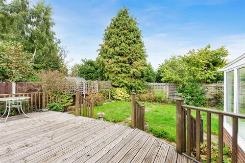 6 Oregon Square, Orpington, BR6 8BQ