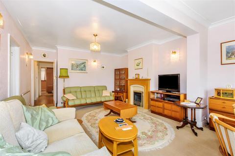 6 Oregon Square, Orpington, BR6 8BQ