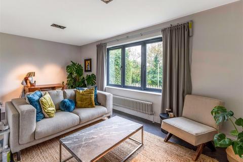 37 Marion Crescent, Orpington, BR5 2DF
