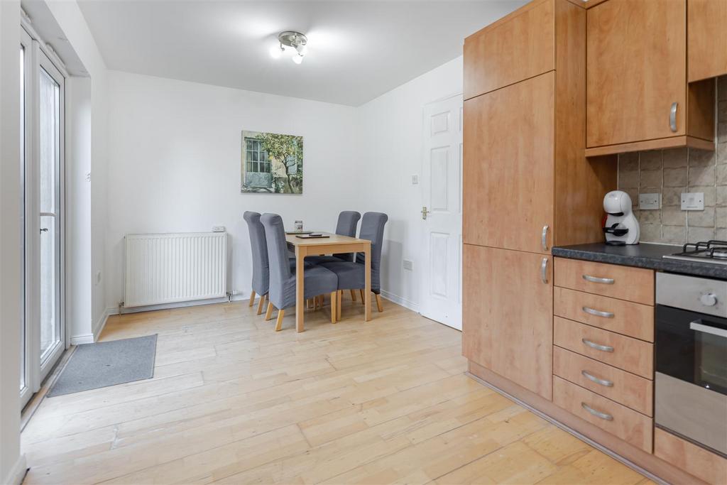 Bonnymuir Crescent, Bonnybridge FK4 3 bed semidetached house for sale