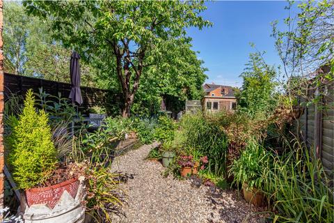 87 Bath Road, Worcester, WR5 3AE