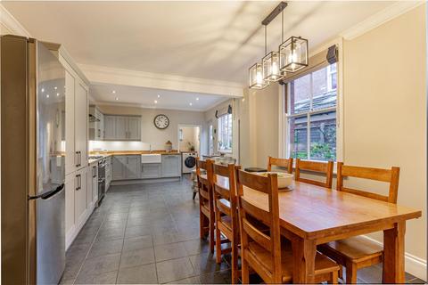 87 Bath Road, Worcester, WR5 3AE