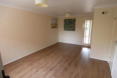47 Taylor Close, Orpington, BR6 9UH