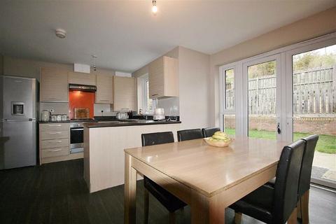 31 Hoggan Path, Longcroft, Bonnybridge, FK4 1UL