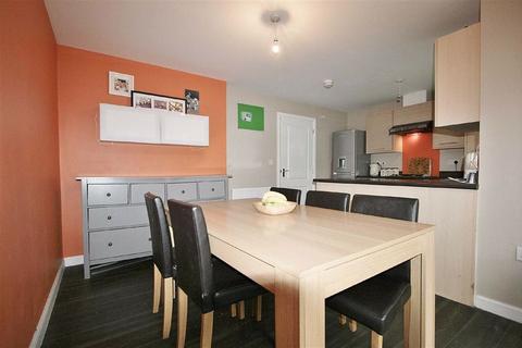 31 Hoggan Path, Longcroft, Bonnybridge, FK4 1UL