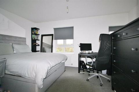 31 Hoggan Path, Longcroft, Bonnybridge, FK4 1UL