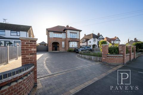 4 bedroom detached house for sale, Holland Road, Clacton-On-Sea