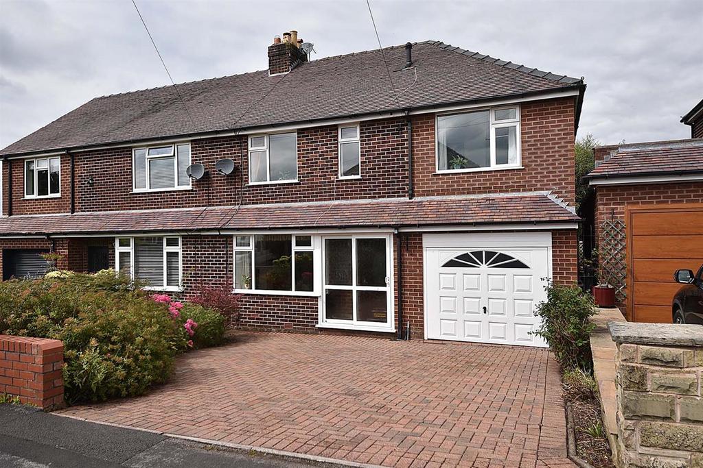 Sandy Close, Bollington, Macclesfield 3 bed semidetached house for sale £385,000