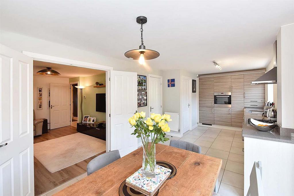 Leat Place, Bollington, Macclesfield 4 bed detached house for sale £