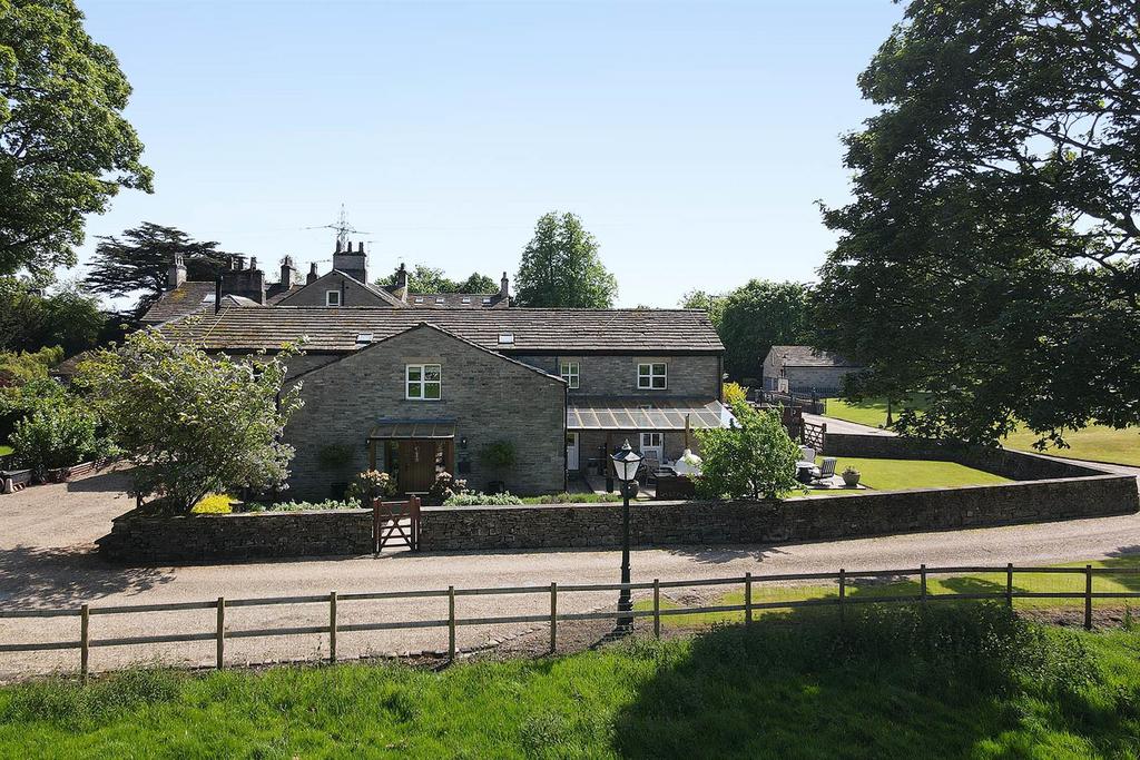 Rookery Barn, Bollington Road... 5 bed barn conversion to rent £3,000