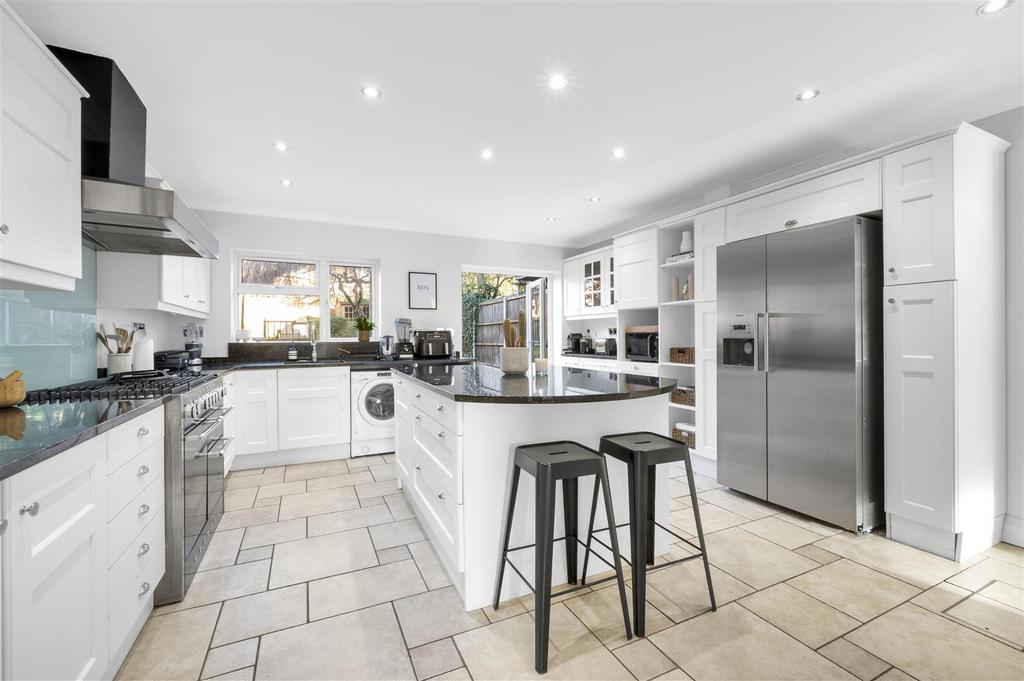 4 Melbury Gardens.jpg