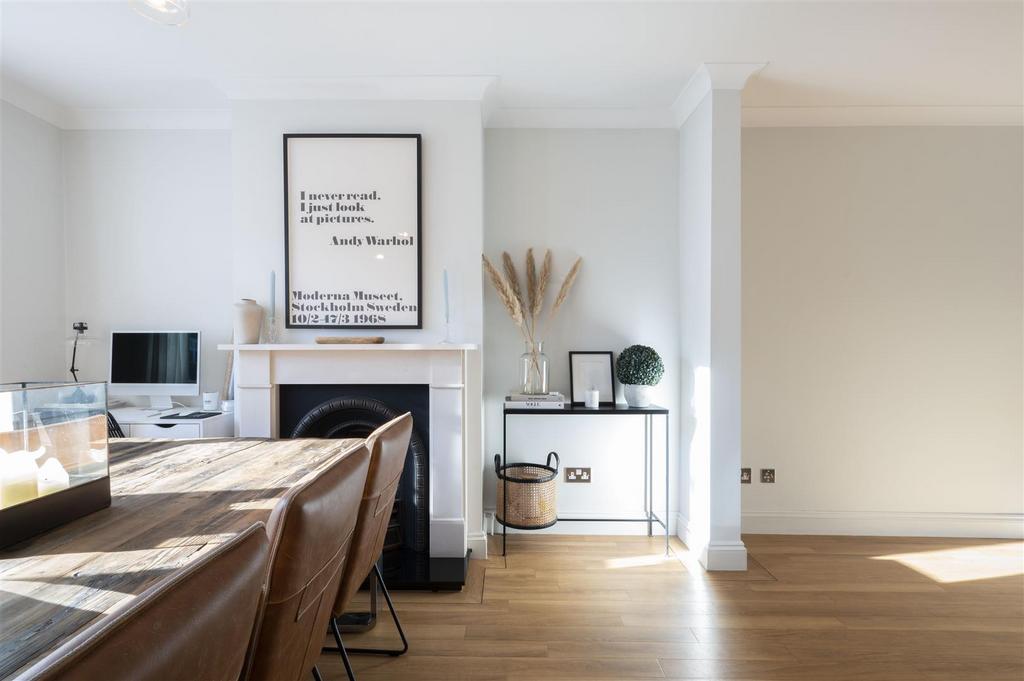 28 Melbury Gardens.jpg