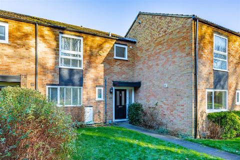 49 Manor Forstal, New Ash Green, Longfield, DA3 8JG