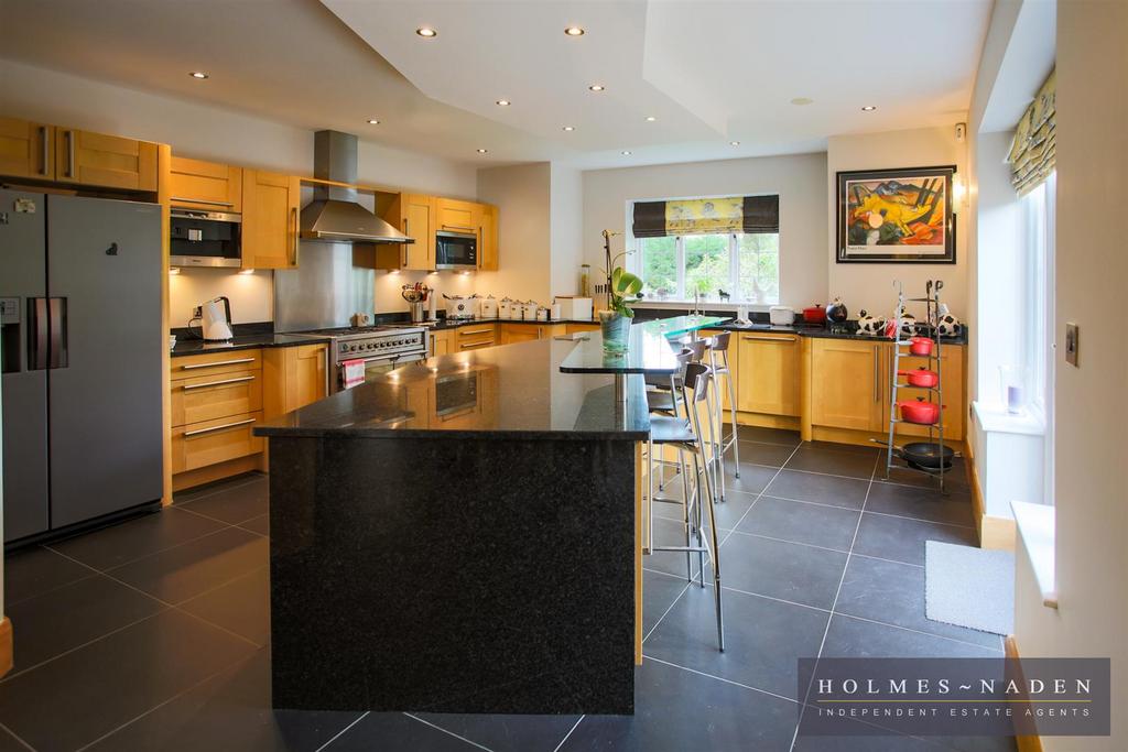 Meadow Drive, Prestbury, Macclesfield 6 bed house for sale £1,495,000