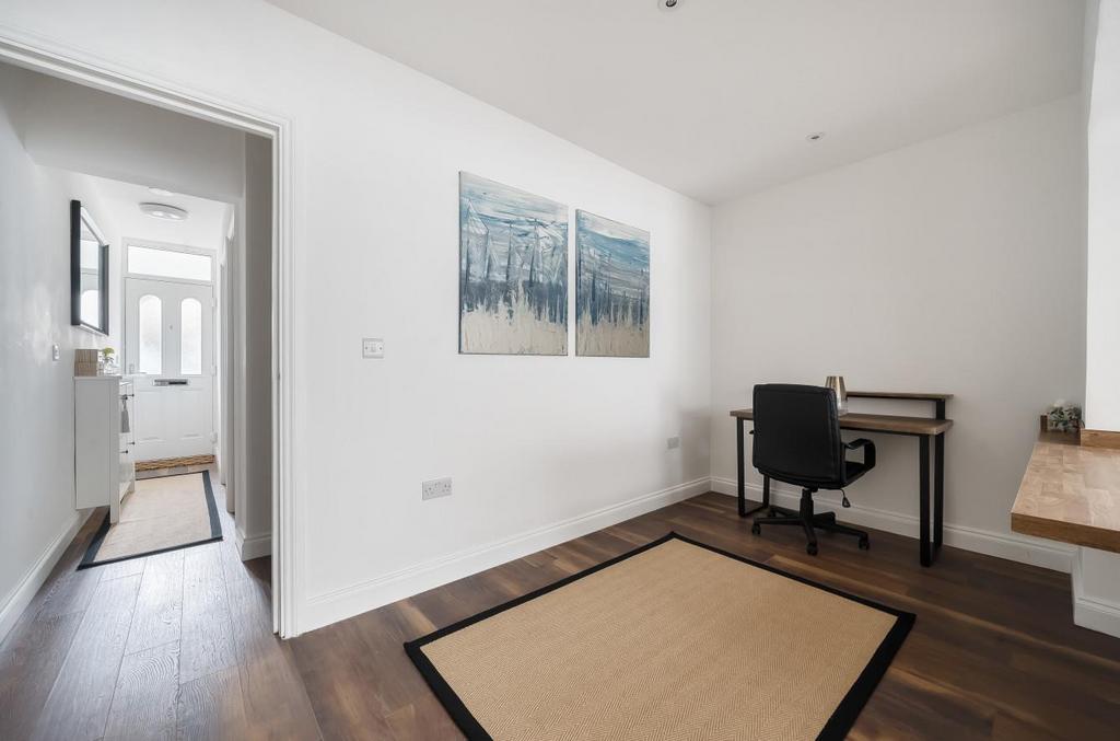 Dining area.jpg