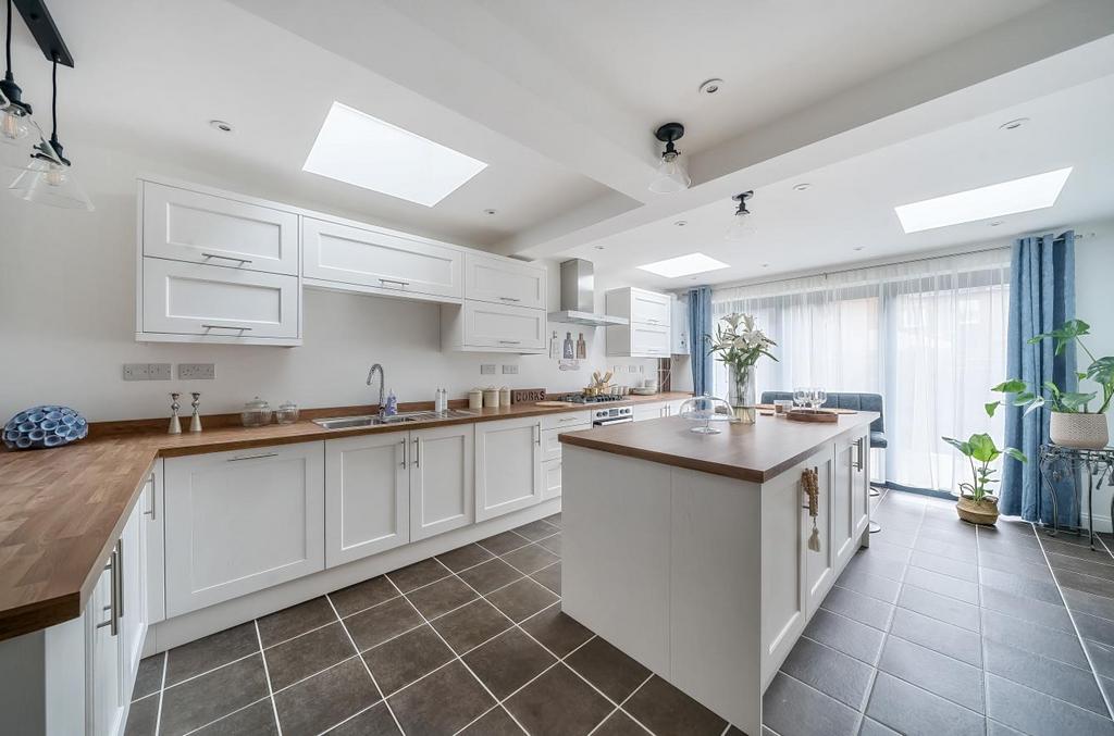 Kitchen i.jpg