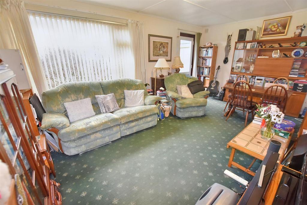 Cadogan Road, Camborne 3 bed bungalow for sale £305,000