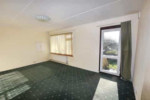 3 bedroom bungalow for sale, Cadogan Road, Camborne