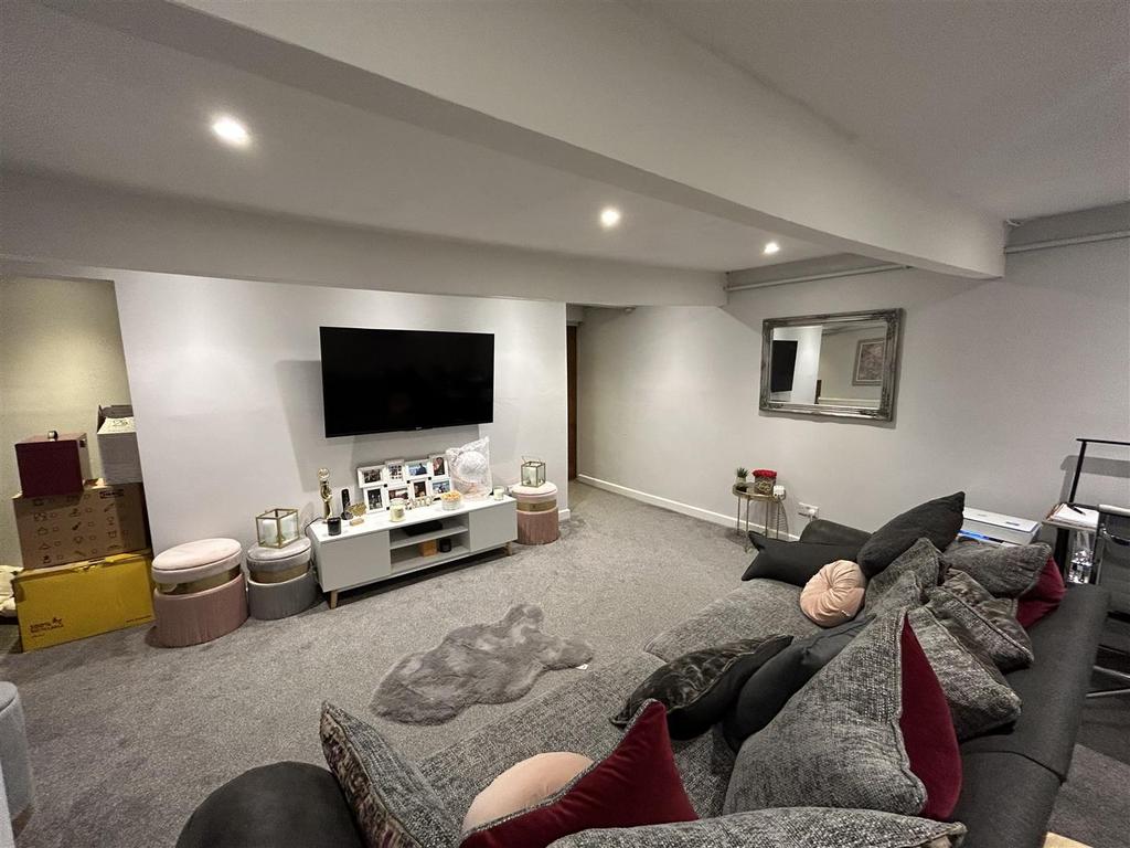 Lounge/bedroom