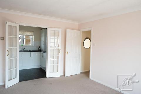 1 bedroom retirement property for sale, Trafalgar Road, Gravesend