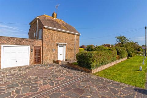 17 Jersey Road, Ferring, Worthing, BN12 5PY