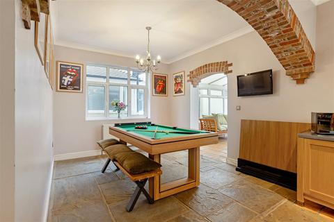 10 Bedhampton Hill, Bedhampton, Havant, PO9 3JW