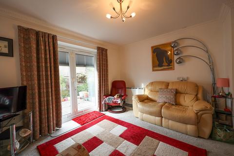 2 bedroom apartment for sale - Trevarrick Road, St Austell, PL25
