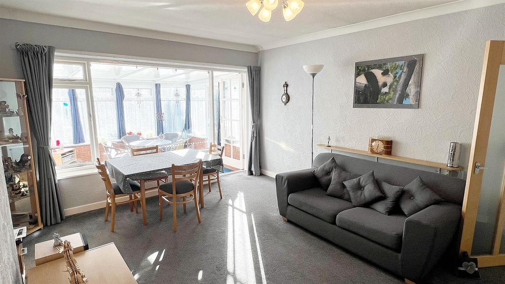 Butlers Lane, Four Oaks, Sutton Coldfield 3 bed semidetached house for