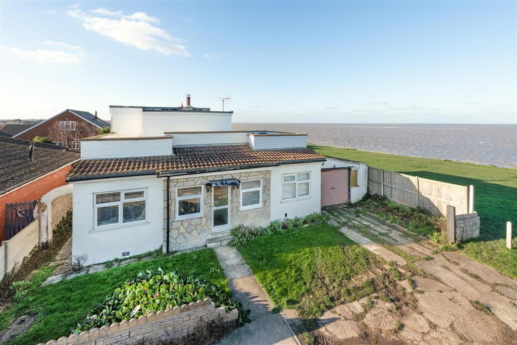 Austin Avenue, Herne Bay 2 bed detached bungalow for sale £499,000