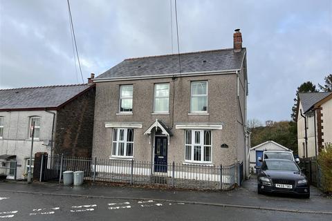 3 bedroom detached house for sale, Thornhill Road, Cwmgwili, Llanelli