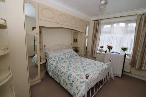 2 bedroom detached bungalow for sale - Pembury Grove, Bexhill-on-Sea, TN39