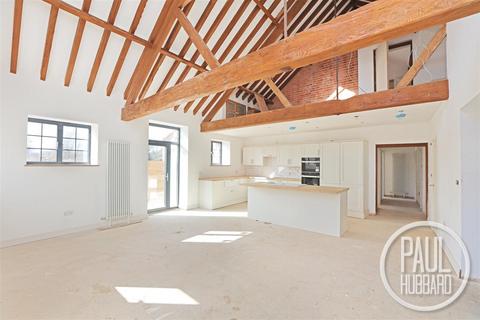 4 bedroom barn conversion for sale, Beccles Road, Carlton Colville, NR33