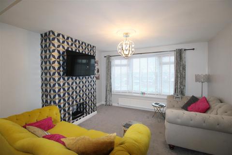 3 bedroom semi-detached house for sale - Hillhead Parkway, Chapel House, Newcastle Upon Tyne
