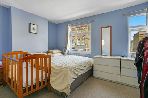 3 bedroom house for sale, Station Road, Penge, London, SE20