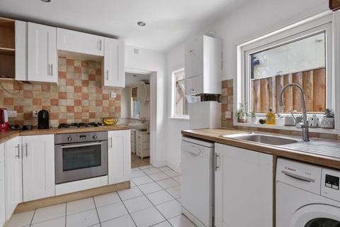 62 Station Road, London, SE20 7BJ