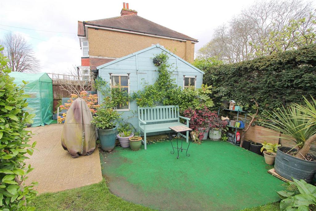 Garden b.jpg