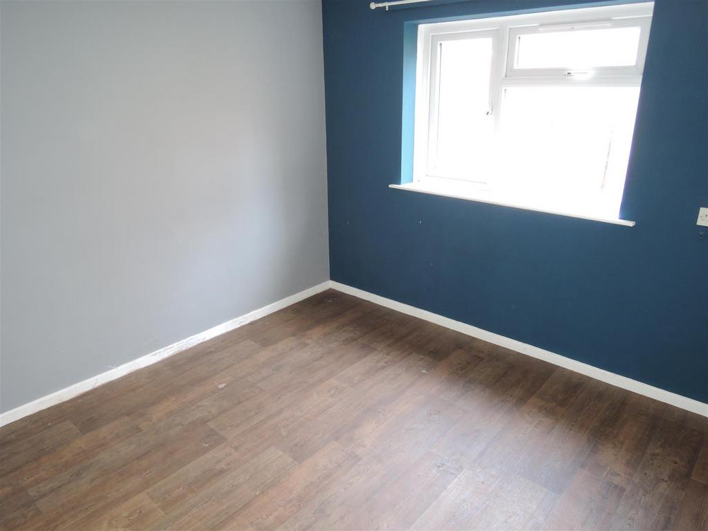 Bedroom: